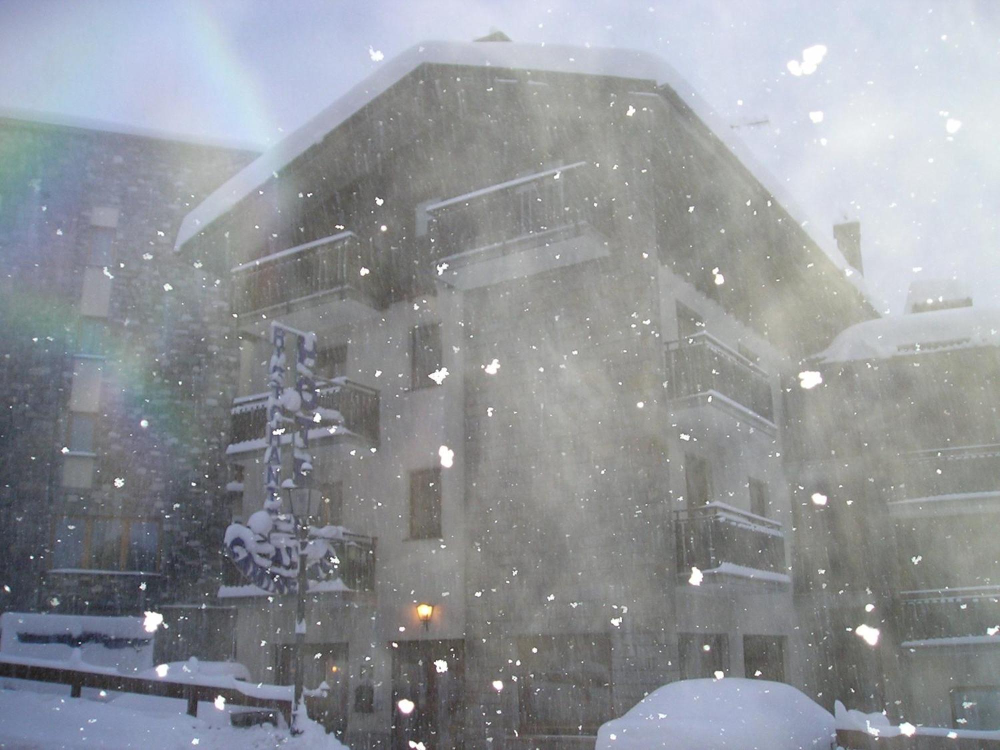Hotel Al Caminetto Valtournenche Kültér fotó