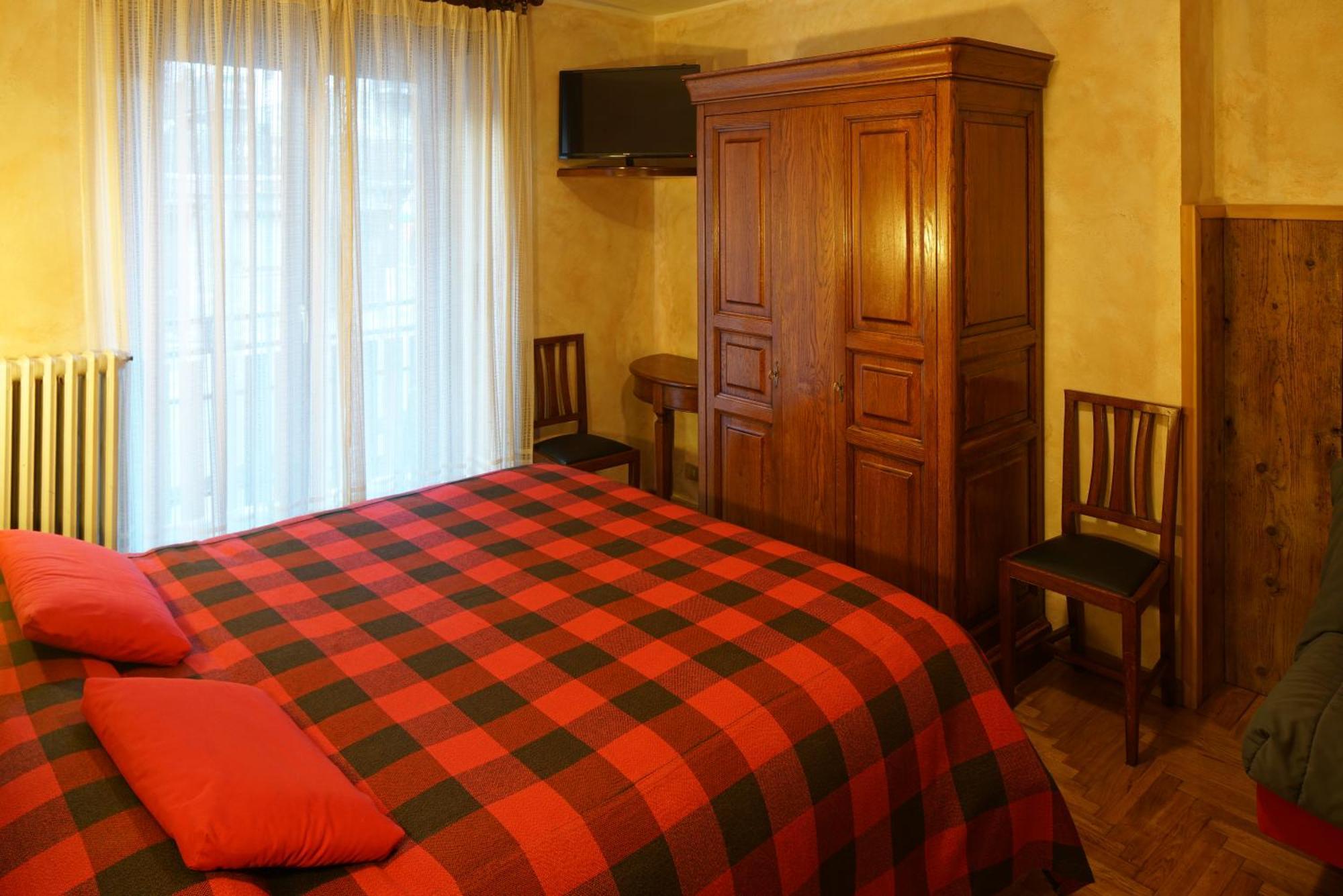 Hotel Al Caminetto Valtournenche Kültér fotó
