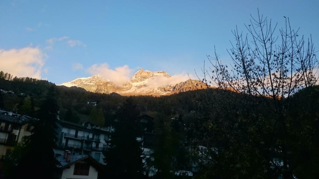 Hotel Al Caminetto Valtournenche Kültér fotó
