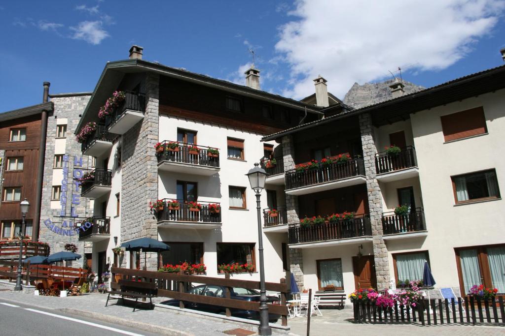 Hotel Al Caminetto Valtournenche Kültér fotó