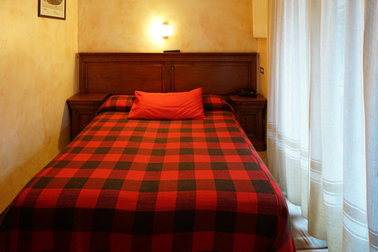 Hotel Al Caminetto Valtournenche Kültér fotó